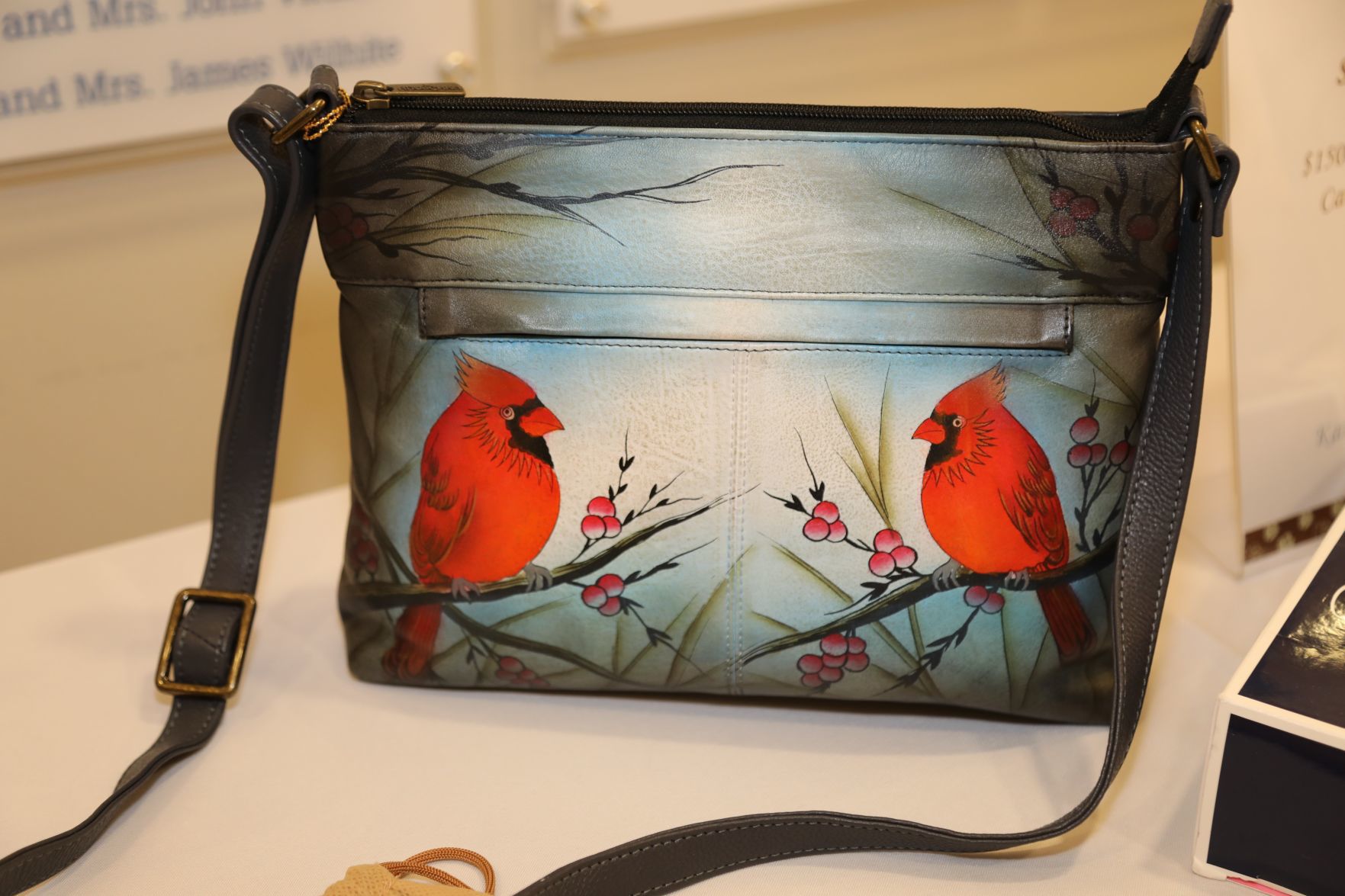 2018-Purses-for-Pooches-043.JPG